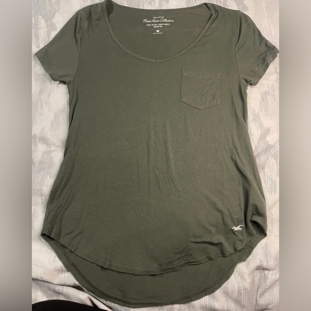 Hollister Olive Short Sleeve Scoop Neck Pocket Women's Basic T-Shirt XS